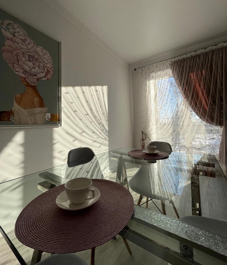 Golden Park Hotel Pavlodar Exterior foto